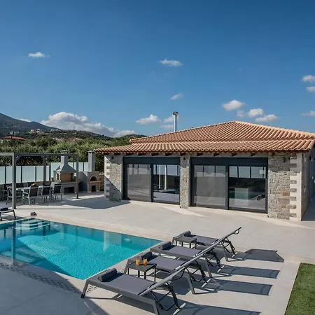 ヴィラ Luxury Alexia